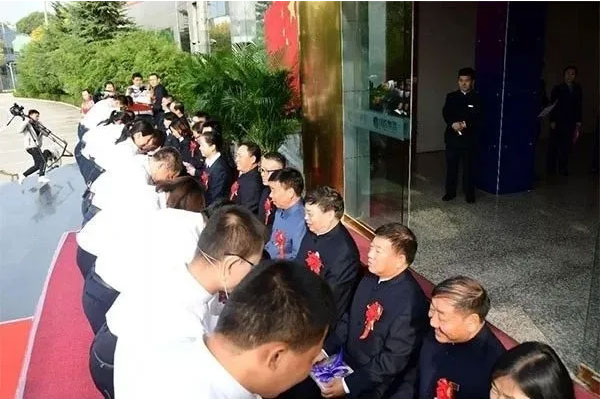 J9集团国际导师造拜师典礼