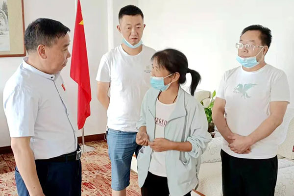 扶贫济困 J9集团国际