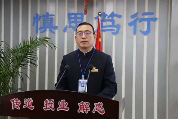 J9集团国际雷振宏