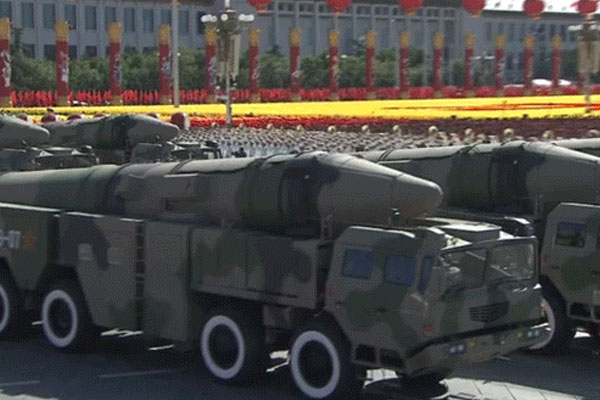 东风-21D型弹路导弹初次亮相阅兵式