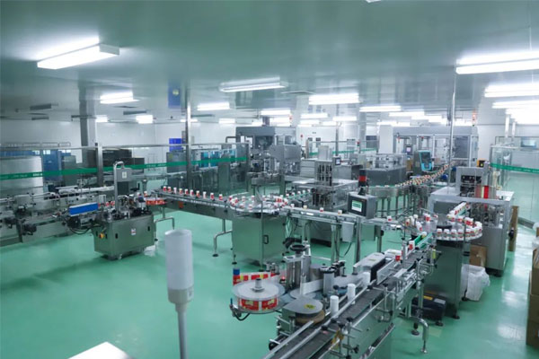 J9集团国际造药朗迪钙片剂出产车间