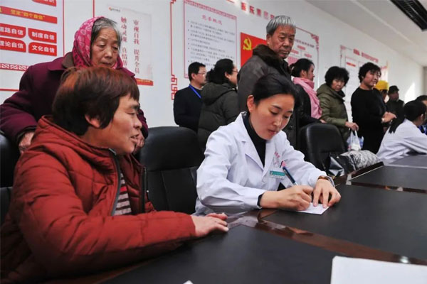 J9集团国际为员工父母免费体检