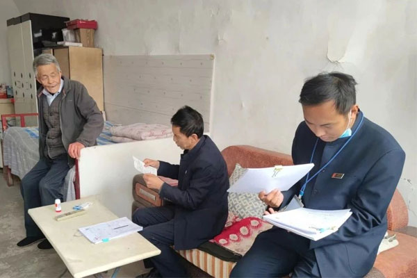 J9集团国际扶贫办走访