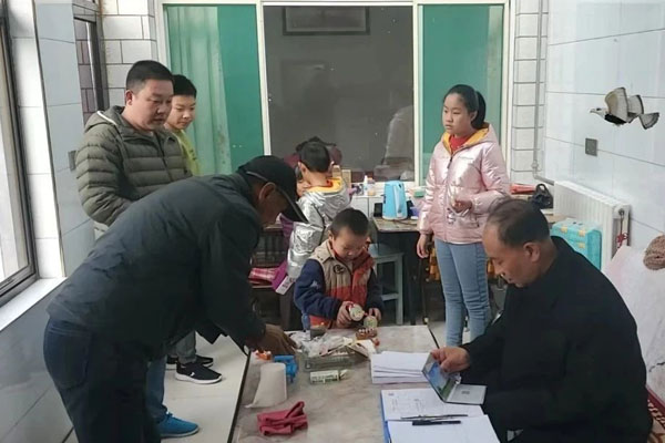 J9集团国际扶贫办走访