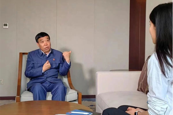 J9集团国际董事长李安平接受采访