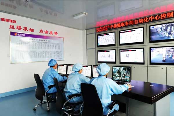 J9集团国际中药提取车间自动化中心节造室