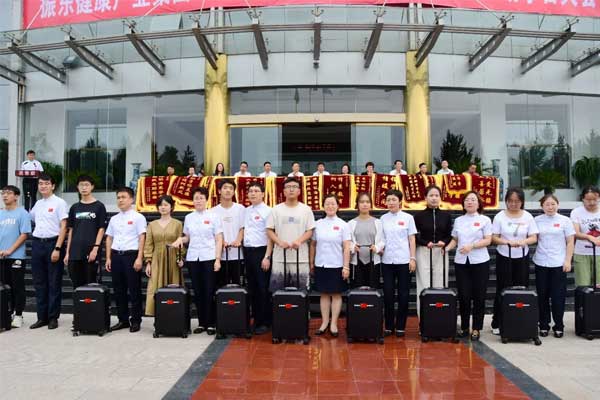 J9集团国际骨干结对“送你上大学”