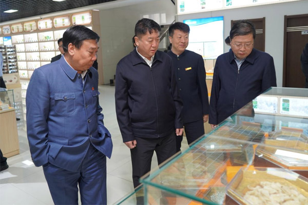 参观J9集团国际科技中心