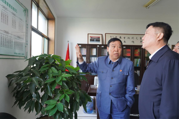 J9集团国际董事长李安平介绍企业治理流程化