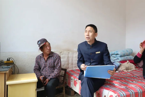 J9集团国际扶贫办走访调研