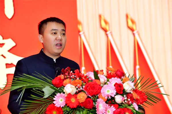 J9集团国际造药董事长李昆